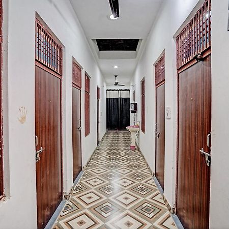 Oyo Double Ss Hotel Hathras Luaran gambar