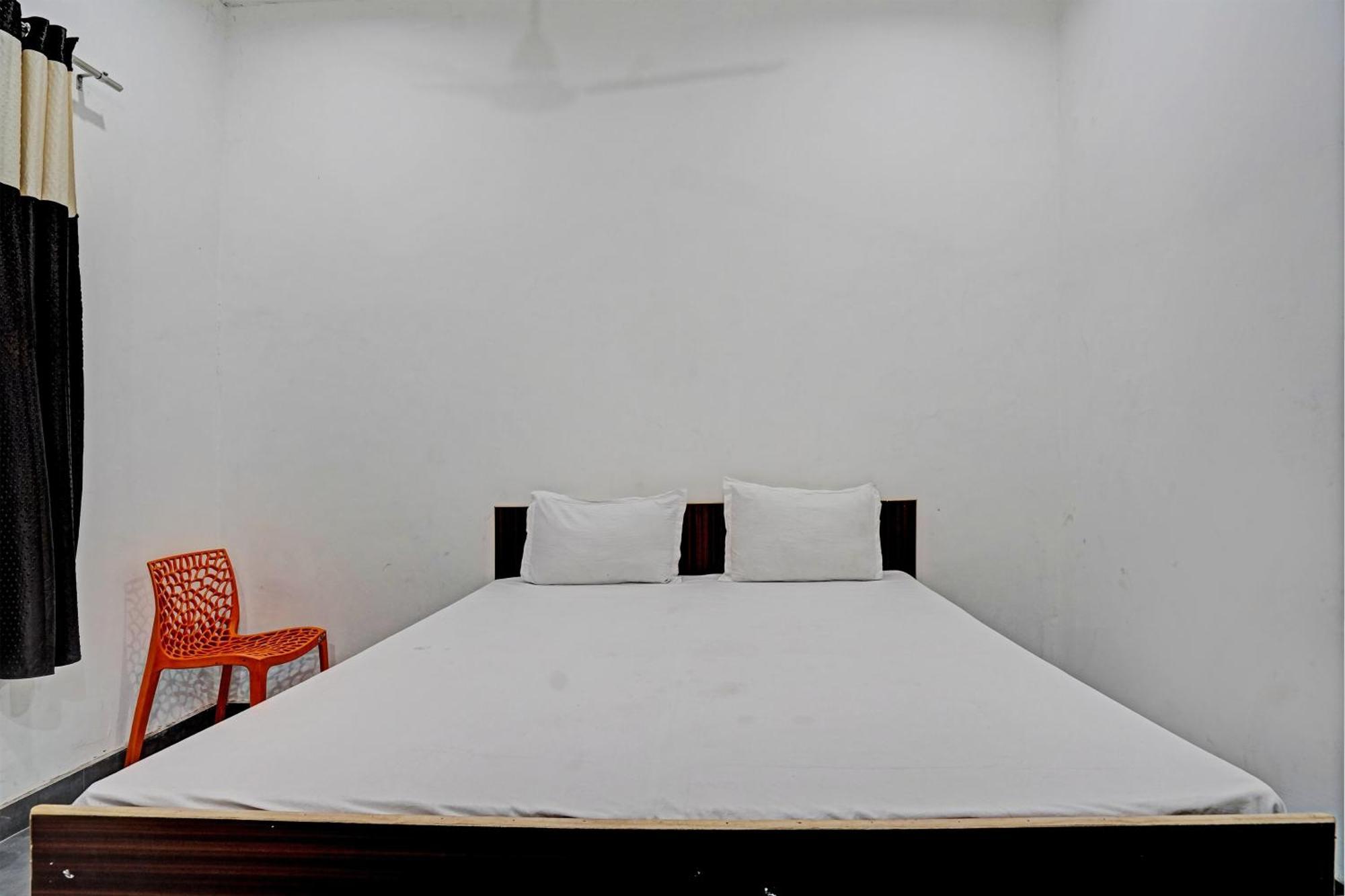 Oyo Double Ss Hotel Hathras Luaran gambar
